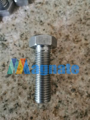 M16 x 50