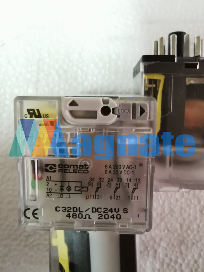 Comat  Relay  C32/DC 24V